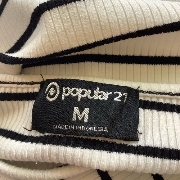 Popular 21 Two Piece Ribbed Skirt and Top Black White Striped Size M - Picture 7 of 8